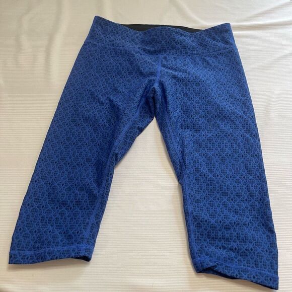 Prana Misty Knicker Blue Capri Leggings Size Medium - Picture 1 of 9